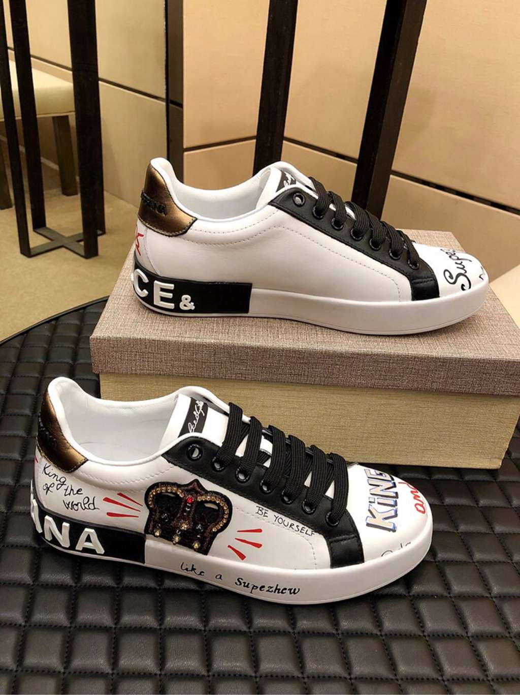 D*G sneaker